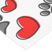 Hundepaws und Herzstücke Tischdecke (Schrägansicht)