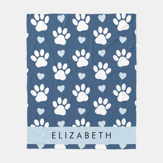 Hundepaws, weiße Paws, blaue Herzen, Ihr Name Fleecedecke (Vorderseite)