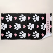 Hundepaws, weiße Paws, rosa Herzen, Ihr Name Strandtuch (Vorderseite)