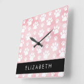 Hundepaws, weiße Paws, rosa Wasserfarben, Ihr Name Quadratische Wanduhr (Winkel)