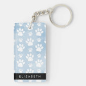 Hundepfähle, weiße Paws, blaue Wasserfarben, Ihr N Schlüsselanhänger (Rückseite)