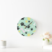 Hundepfoten-Knochen-Muster Runde Wanduhr (Zuhause)