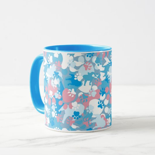 Hunderosa und blaues Tarnungs-Muster Tasse (Vorderseite Links)