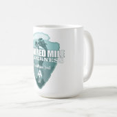 Hundert-Kilometer-Wildnis (Arrowhead T) Kaffeetasse (VorderseiteRechts)