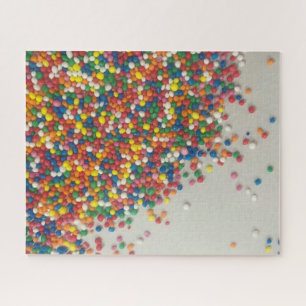 Hunderte und Tausende verstreuen Puzzle
