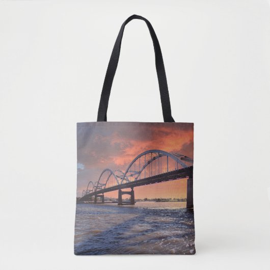 Hundertjährige Brücke an der Tasche (Vorderseite)
