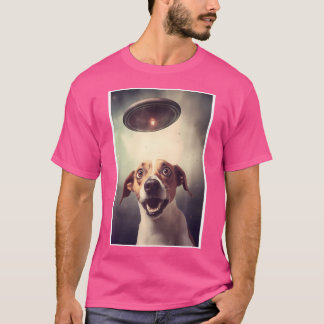 Hundeselfie mit UFOs Außerirdischer Alien UFO Be T-Shirt