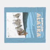 HundeSledding Szene - Dawson, Alaska Fleecedecke (Vorderseite (Horizontal))