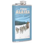 HundeSledding Szene - Yukon, Alaska Flachmann (Rechts)