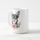 Hündin Chihuahua mit hübschen Blume Kaffeetasse (Vorderseite Links)