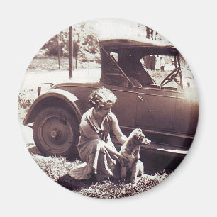 Hündin und Auto Vintageg Magnet