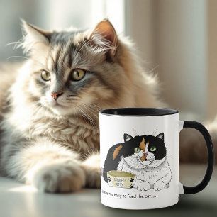 Hungerkatze am frühen Morgen Tasse
