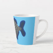 Hungrige lustige Piranha Cartoon Illustration Milchtasse (Rechts)