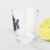 Hungrige lustige Piranha Cartoon Illustration Schnapsglas (Rechts)