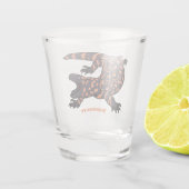 Hungriges Goldmonster-Eidechsen-Cartoon Schnapsglas (Rückseite)