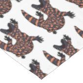 Hungriges Goldmonster-Eidechsen-Cartoon Tischdecke (Schrägansicht)