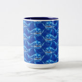 Hungry Sharks  Zweifarbige Tasse (Mittel)