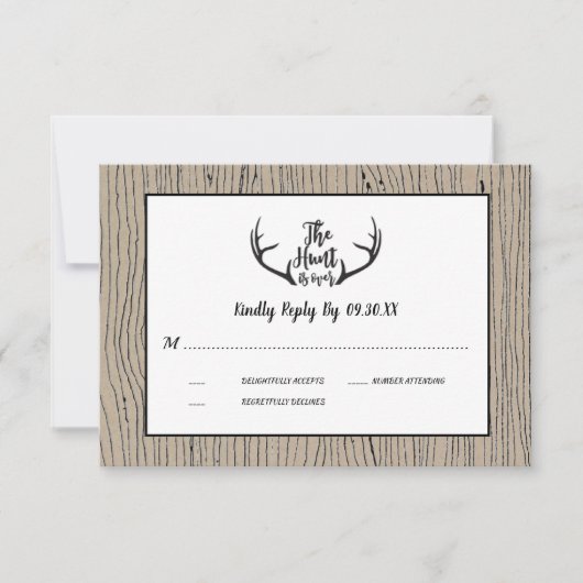 "Hunt is Over" Rustikaler Antler Barnwood Wedding  Einladung (Vorderseite)