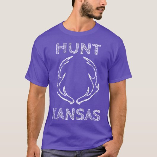Hunt Kansas Deer Hunting design for Hunting Lovers T-Shirt (Vorderseite)