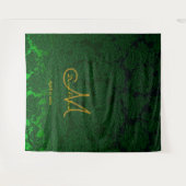 Hunter Green Gold Monogram Wedding Foto Booth Wandteppich (Vorderseite (Horizontal))