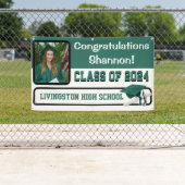 Hunter Green & White Vinyl Abschluss Banner (Insitu)