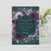 Hunter Plum Floral Wedding Einladung (Stehend Vorderseite)
