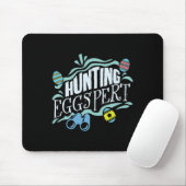 Hunting Eggspert Easter Bunny Egg  Mousepad (Mit Mouse)