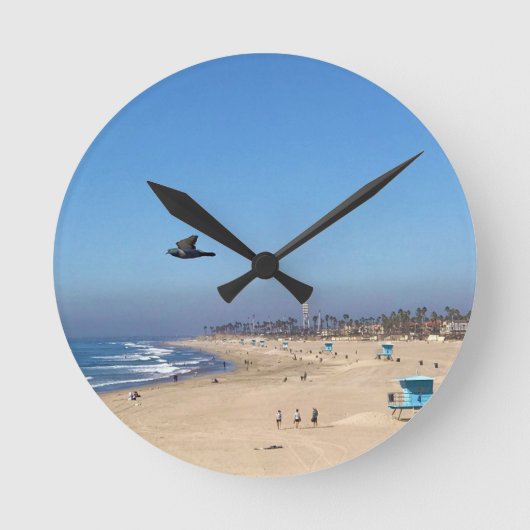 Huntington Beach, Kalifornien Runde Wanduhr (Vorderseite)