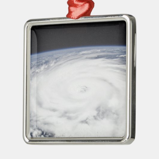 Huricane Igor Silbernes Ornament (Links)
