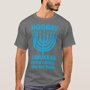 Hurra Chanukka Hebräischer Menora Dreidel Lustiger T-Shirt