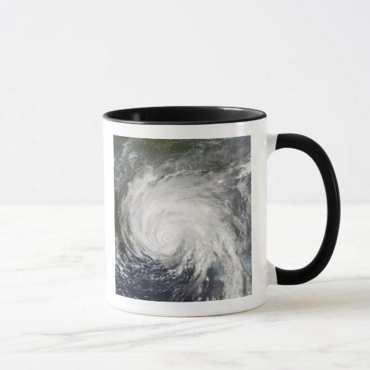 Hurricane Dennis Tasse (Rechts)
