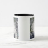 Hurricane Dennis Tasse (Zentrum)