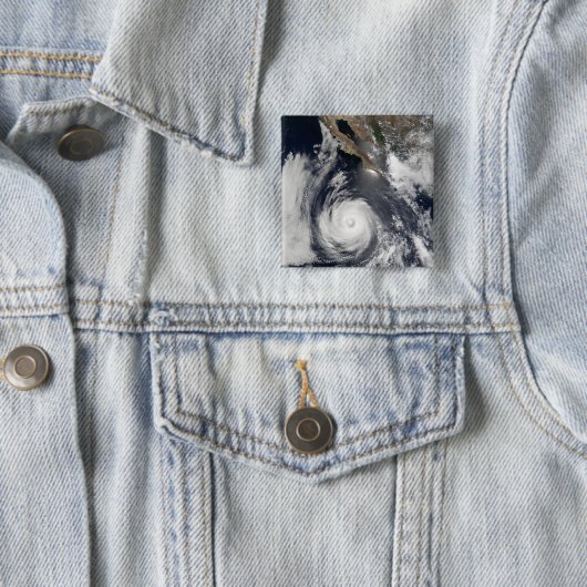 Hurricane Douglas Button (Beispiel)