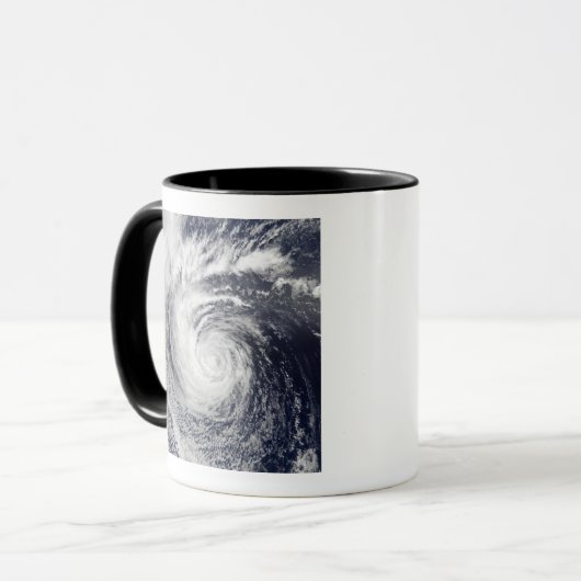 Hurricane Ele Tasse (Vorderseite Links)