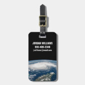 Hurrikan Dorian über dem Atlantischen Ozean. Gepäckanhänger (Vorderseite vertikal)