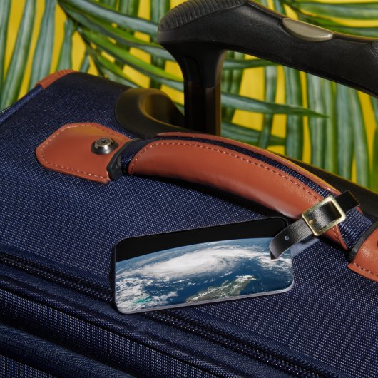 Hurrikan Dorian über dem Atlantischen Ozean. Gepäckanhänger (Vorderseite Insitu 3)