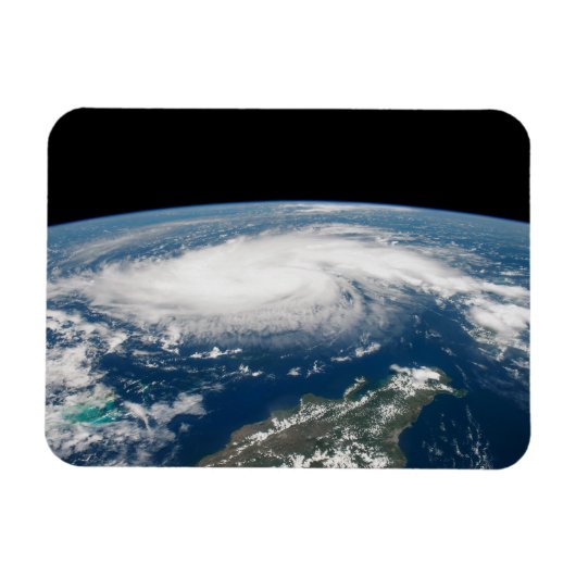 Hurrikan Dorian über dem Atlantischen Ozean. Magnet (Horizontal)