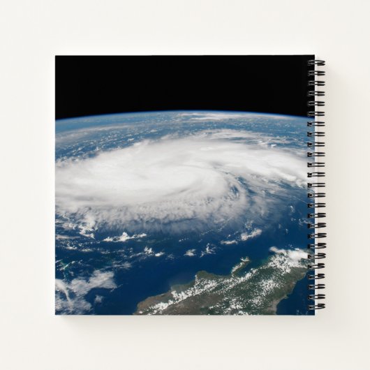 Hurrikan Dorian über dem Atlantischen Ozean. Notizblock (Rückseite)