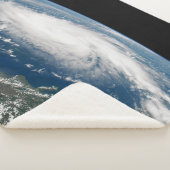 Hurrikan Dorian über dem Atlantischen Ozean. Sherpadecke (3/4)