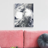 Hurrikan Felicia und Sturm Enrique östlich von Haw Leinwanddruck (Insitu (Wohnzimmer))