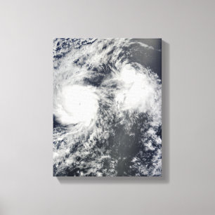 Hurrikan Felicia und Sturm Enrique östlich von Haw Leinwanddruck