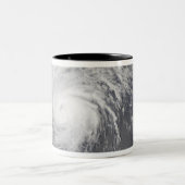 Hurrikan Felicia Zweifarbige Tasse (Mittel)