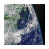 Hurrikan Frances auf einer teilweisen Erde. Fliese (Vorderseite)