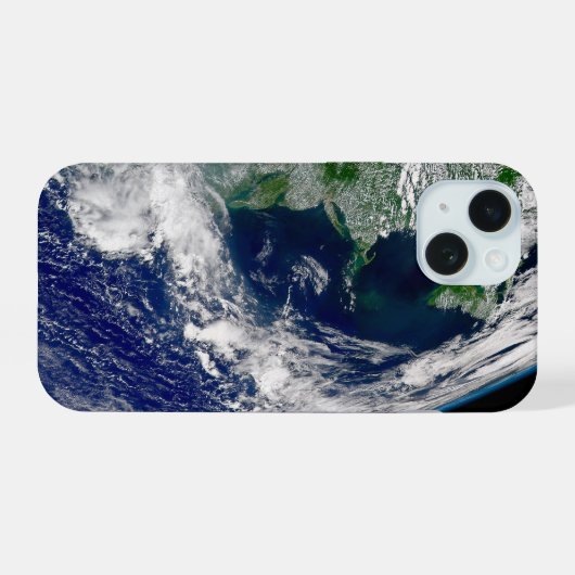 Hurrikan Frances auf einer teilweisen Erde. iPhone 15 Hülle (Rückseite (Horizontal))