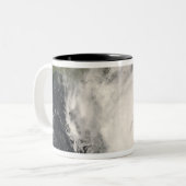 Hurrikan Gustav Zweifarbige Tasse (Vorderseite Links)