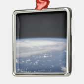 Hurrikan IV Ornament Aus Metall (Links)