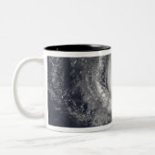 Hurrikan Ivan 3 Zweifarbige Tasse (Links)