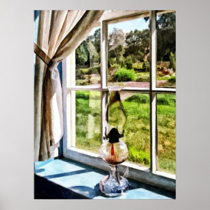 Hurrikan-Lampe in einem sonnigen Fenster Poster