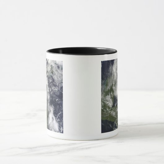 Hurrikan Paula Tasse (Zentrum)