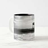 Hurrikan Pier Tasse (Vorderseite Links)